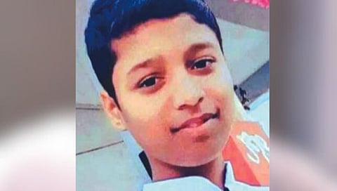 वारंवार मोबाईल मागतो म्‍हणून बापाने उचलले टोकाचे पाऊल; सोलापूर हादरले