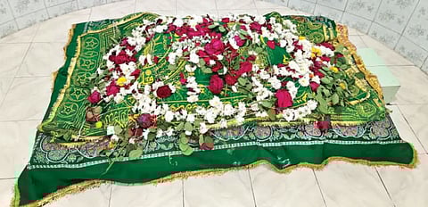 Pune : वरकुटे खुर्द येथील पीरसाहेब यात्रा सुरू