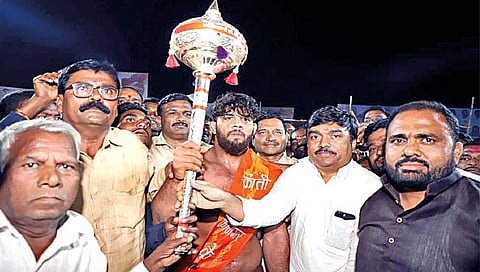 इराणच्या हुसेनवर सिकंदरची बाजी