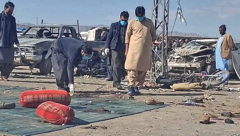 पाकिस्तानात लागोपाठ दोन बॉम्बस्फोट; 28 ठार