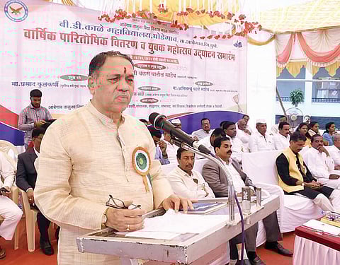 विद्यार्थ्यांनी कौशल्यावर आधारित शिक्षण घ्यावे : दिलीप वळसे पाटील