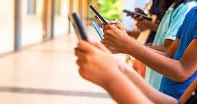 पालकांनो सावधान.., सीबीएसईची तीस बनावट खाती