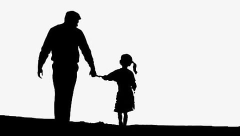 Nashik News : लहानपणापासून ज्याला वडिल म्हणत होती, तो तिचा अपहरणकर्ता निघाला; दहा वर्षांनी झाला उलगडा