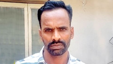 पत्नी, सासू, मेहुणा व मेहुणीच्या खूनप्रकरणी एकास फाशीची शिक्षा