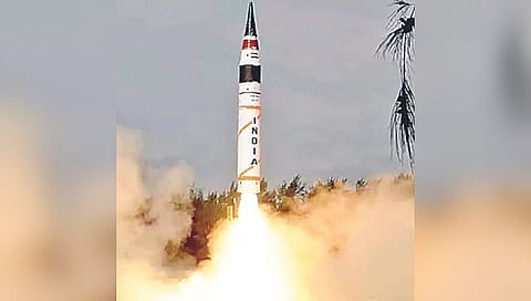 संरक्षण : लष्करी सामर्थ्याचा अग्नी