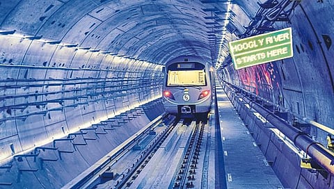 देशातील पहिल्या अंडरवॉटर मेट्रोचे पंतप्रधानांच्या हस्ते कोलकात्यात उद्घाटन