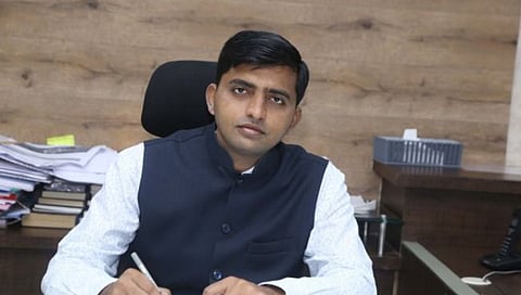 Kolhapur : आचारसंहितेचे काटेकोर पालन करा : जिल्हाधिकारी येडगे