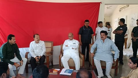 Lok Sabha Election 2024 : हिंगोली लोकसभेच्या जागेसाठी शिष्टमंडळ धडकले गोविंद बागेत