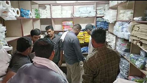 अमरावतीत प्रतिबंधित प्लास्टिकचा १० टन साठा जप्त 