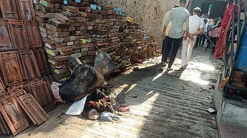 अमरावती : भवानी चौक परिसरात सिलेंडरच्या स्फोटात २ ठार, एक गंभीर : मनोरुग्णाने स्फोट घडवून आणल्याची चर्चा