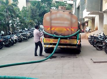 नर्‍हे परिसरात लोकसंख्येच्या तुलनेत अपुरा पाणीपुरवठा; टंचाईची समस्या गंभीर