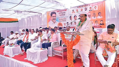 पारगड, सामानगडासाठी किती निधी दिला?