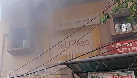 जळगाव : शॉक सर्किटमुळे फिटनेस क्लबमध्ये आग, जीवितहानी नाही