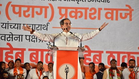 नाशिक : हुतात्मा अंनत कान्हेरे मैदान येथे आयोजित सभेत बोलताना उद्धव ठाकरे. (छाया : हेमंत घोरपडे)