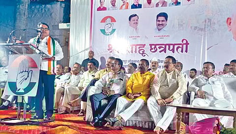 राजकारणात देव, धर्म आणणार्‍या भाजपला सत्तेतून हद्दपार करा