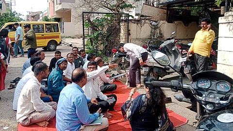 Strange agitation of bank employees