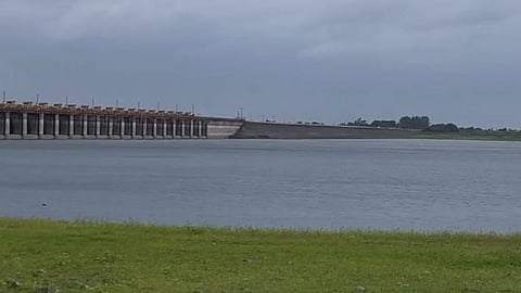 Ujni Dam came in plus, happy atmosphere among farmers and common people