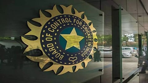 BCCI announced 125 crore rewards distributed in players and support staff