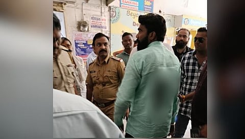 Firing on MNS office bearer in Chandrapur