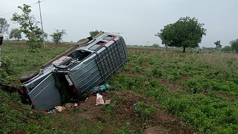 Parbhani: Jeep Accident   