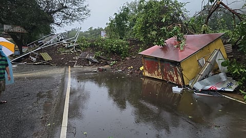 Pune: landslide on Hotel collapsed, Tamhini Ghat closed for traffic