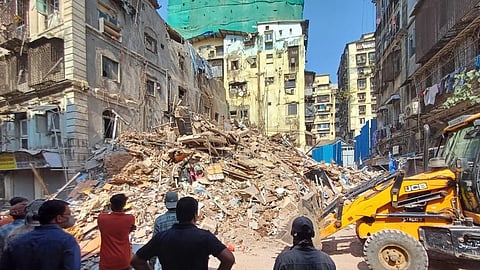 Mumbai Noor Hostel Building Collapse  