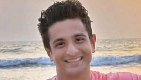 YouTuber and actress girlfriend were drowning in the sea, IPS and IRS saved their lives