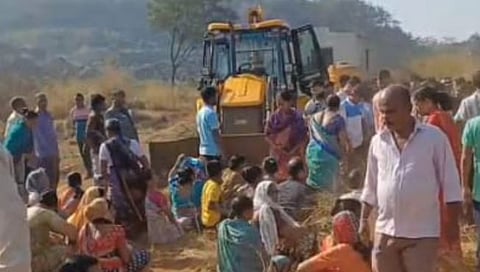 Khaire villagers protest 