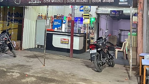 Youth attempts to set wine bar on fire after asking for bill