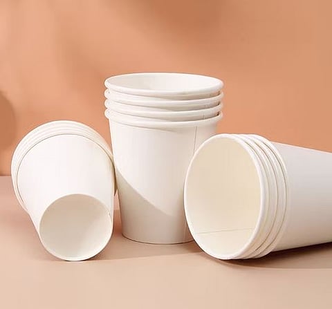 plastic cup use 