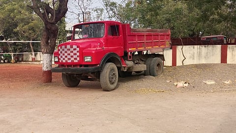 illegal sand smuggling