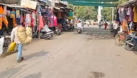 Santosh Deshmukh murder case-walmik Karad supporters protest- Parli 