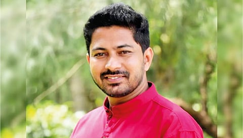 Will contest selected seats in the Legislative Assembly : Manoj Parab