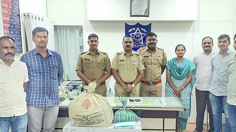 Female drug peddlers arrested