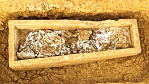 रस्त्याचे काम सुरू असताना सापडली रोमन काळातील शवपेटी