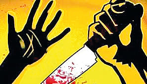 शिखर शिंगणापूर येथे दुकानातील गिर्‍हाईकाच्या वादातून चाकूहल्ला