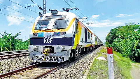 Chiplun Panvel MEMU train