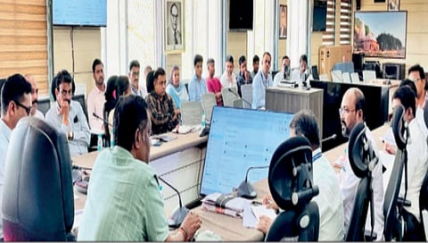 mla kiran samant slams bsnl officials