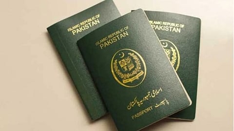 Pakistan People in Pune 