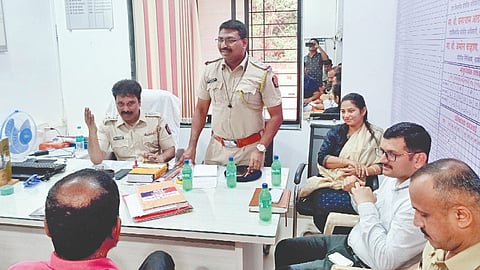 Pakistani flag hiding case