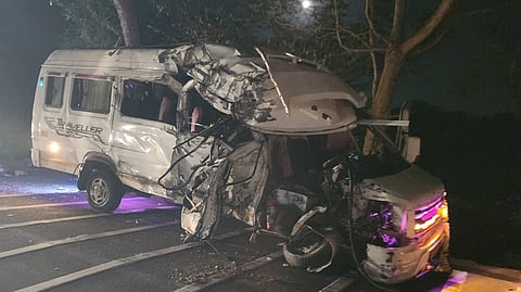 Satara-Lonand road accident