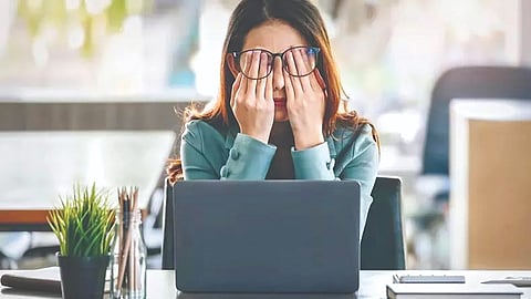 long-working-hours-affect-brain-structure