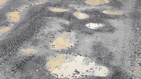 Pune Pothole Issue