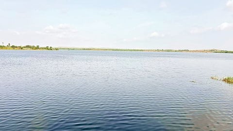 Khor Victoria Lake