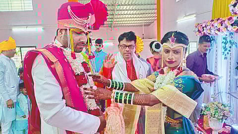 Khanapur social reform wedding