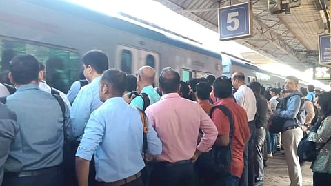 डोंबिवली (ठाणे) 