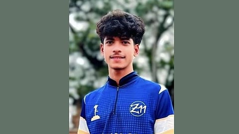 Belgaum Bus Stand Incident  student attacked in bus 