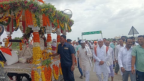 Sant Sadhu Maharaj Dindi