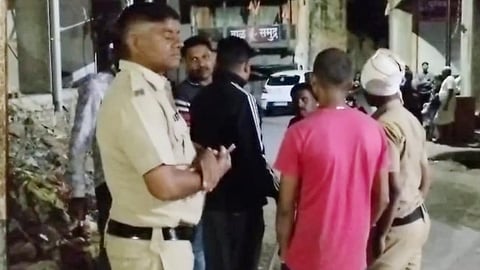 Stone Pelting Incident in Washim