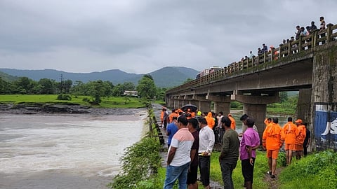 Raigad Lohare Turbhe Incident 